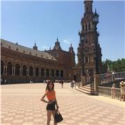 Hola soy Paula! una chica amante de la ciencia y con mucha paciencia que busca dar clase a niños de primaria, ESO y Bachiller. En algún caso podría dar a clase a estudiantes de carrera pero únicamente si está muy enfocado a las biológicas, ya que acabo de